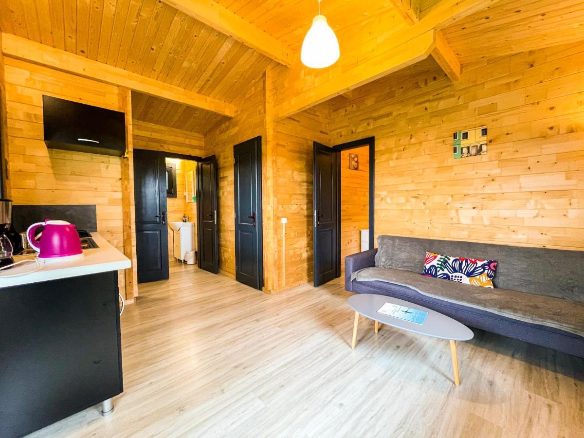 Chalet Nature Sur La Vallee De La Truyere Neuvéglise Extérieur photo