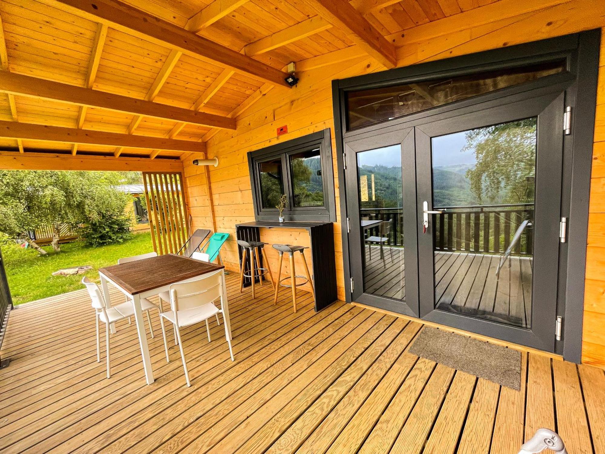 Chalet Nature Sur La Vallee De La Truyere Neuvéglise Extérieur photo